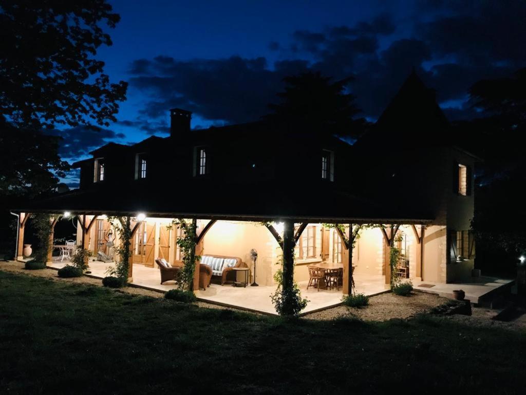 Les Cedres Du Linard, Chambres D'Hotes B&B Near Lascaux, Montignac, Sarlat-La-Caneda, Dordogne La Chapelle-Aubareil Exterior photo
